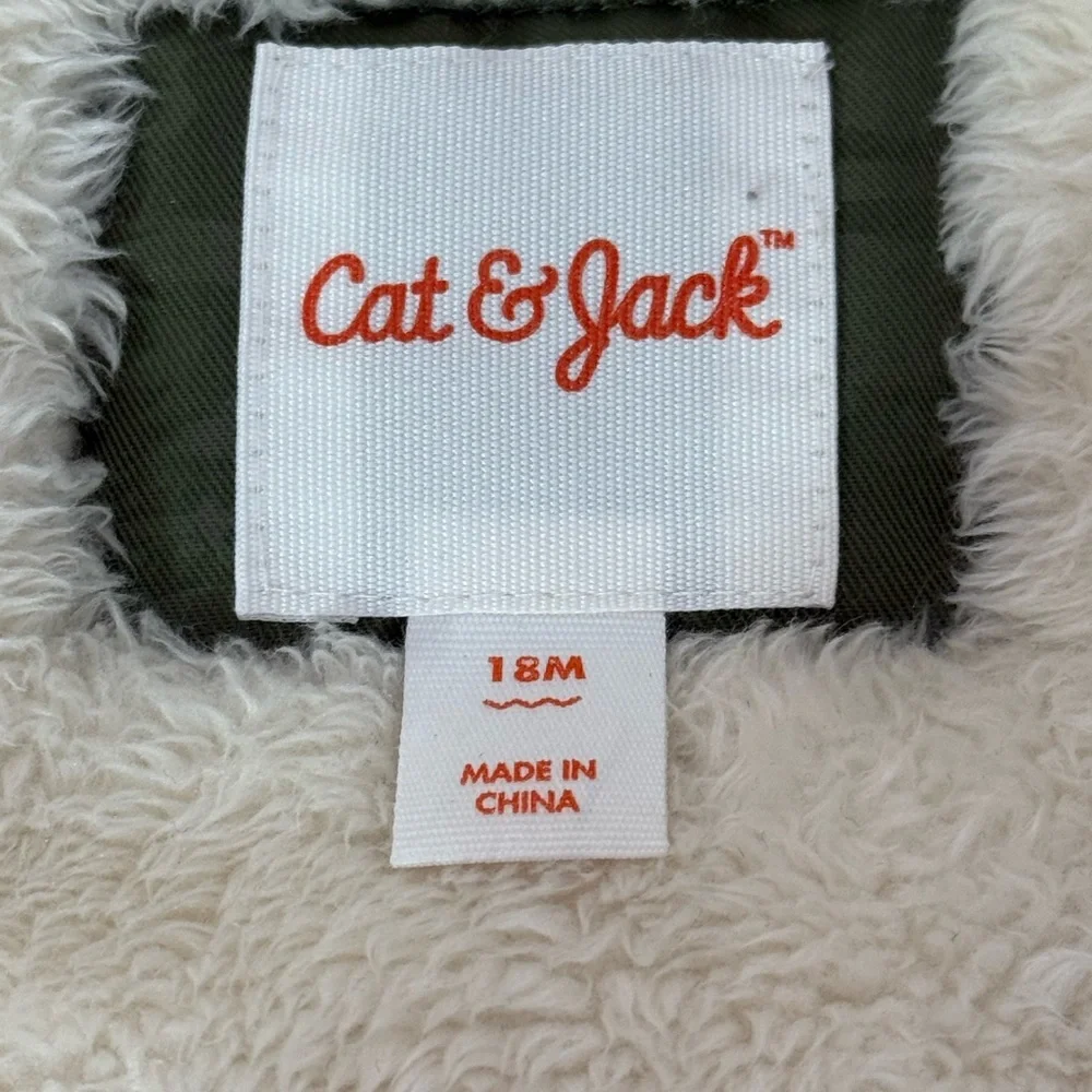 Cat & Jack Infant 18 Month Army Green‎ Camo Winter Coat With Hood Faux Fur Lined